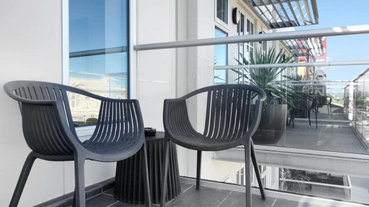 Semaphore Splash Apartments Port Adelaide Buitenkant foto