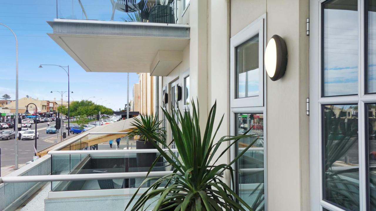 Semaphore Splash Apartments Port Adelaide Buitenkant foto