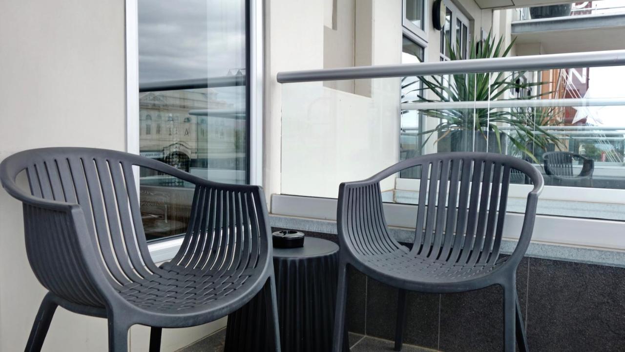 Semaphore Splash Apartments Port Adelaide Buitenkant foto